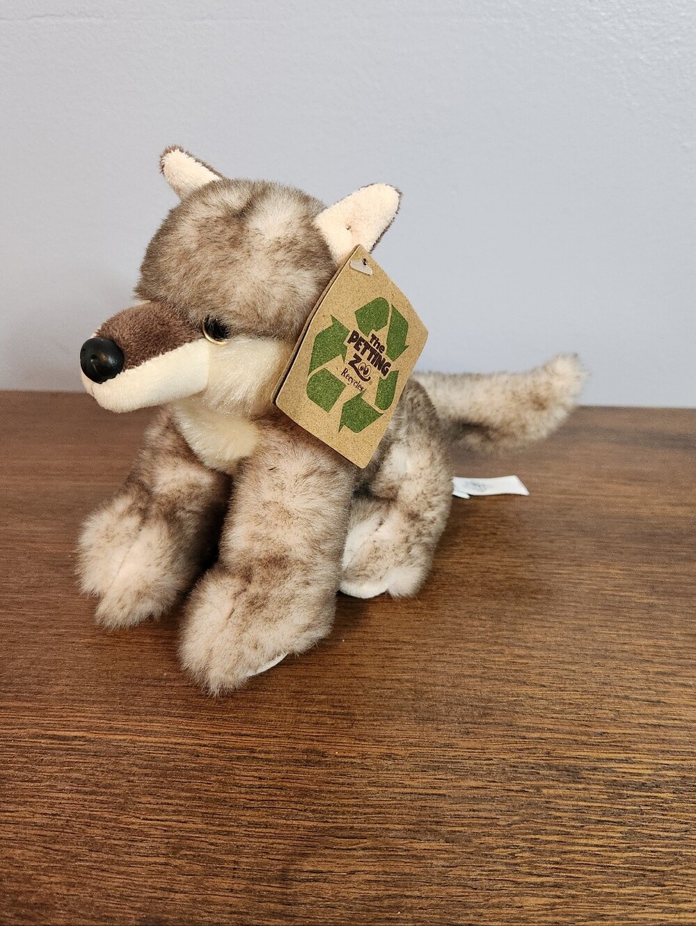 NWT The Petting Zoo Timber Wolf 03- 2022 6" Small